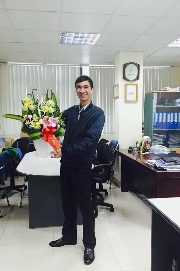 Alex et ses belles fleurs pour son 35e anniversaire