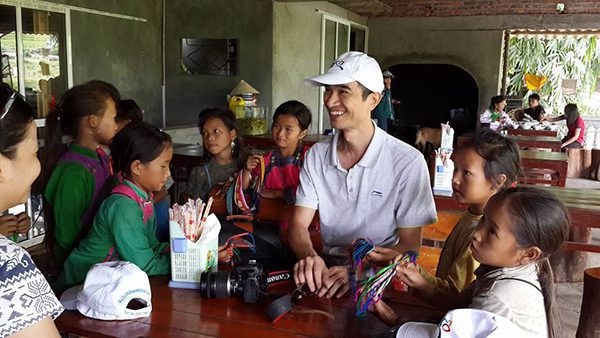 Alex et ses enfants à Sapa