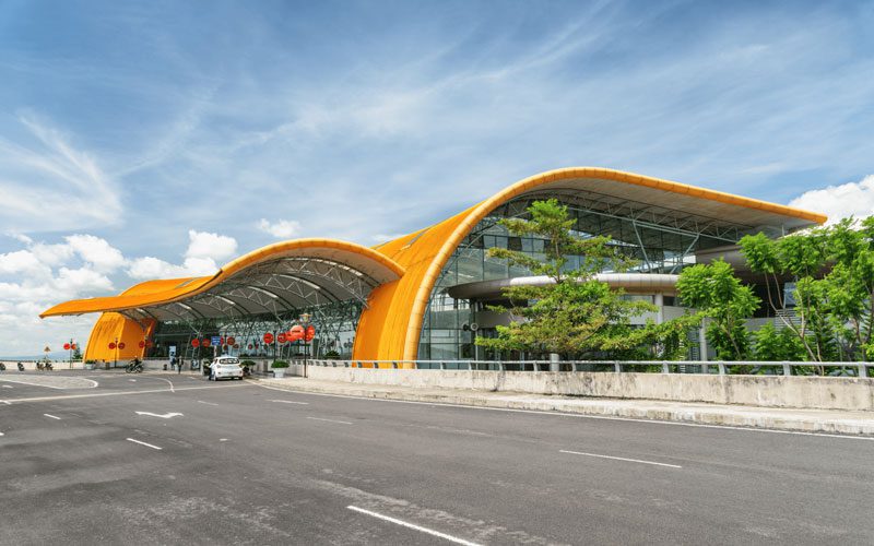 Aéroport de Lien Khuong