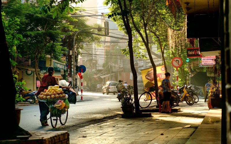 matin, Beauté paisible du Vieux Quartier de Hanoï VIetnam