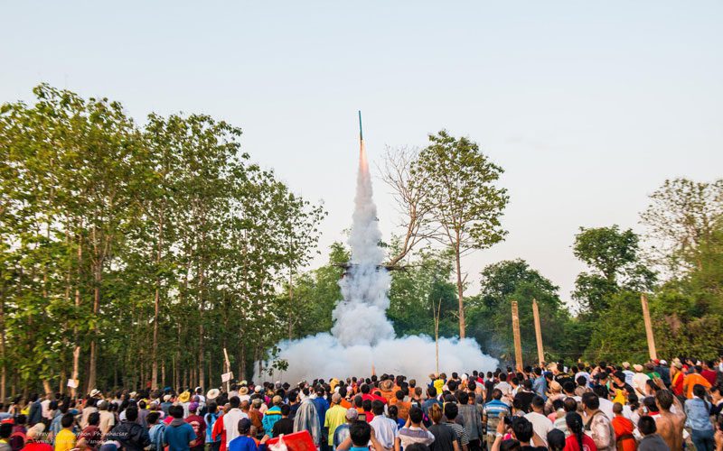 Boun Bang Fai (Fête des fusées)