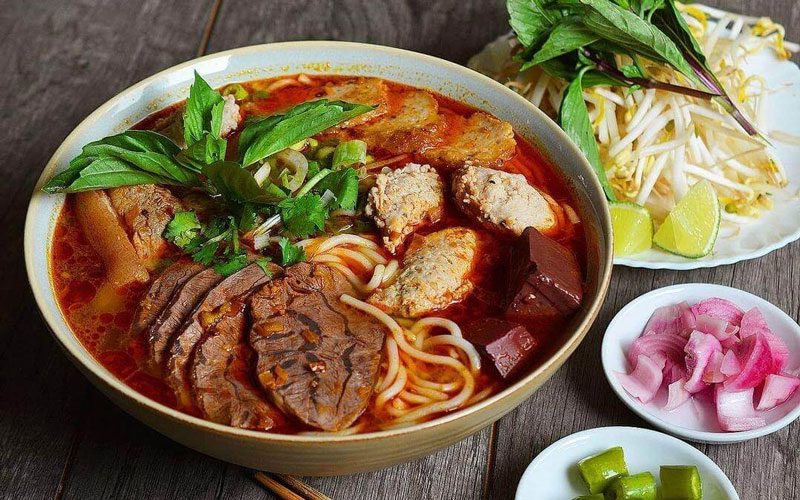 Bun bo Hue