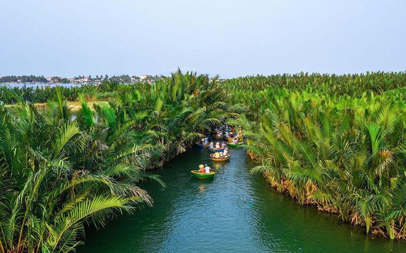 Bateau panier en bambou au village de Cam Thanh