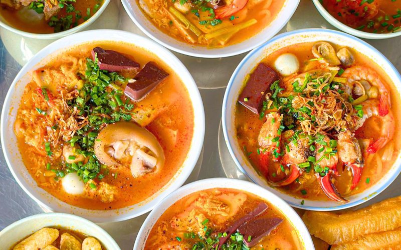 Bánh Canh Cua - Soupe de nouilles au crabe