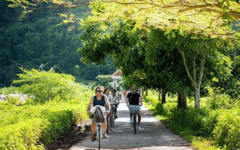 Balade à vélo au village de Viet Hai