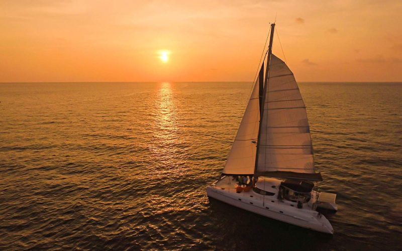 Catamaran à voile à Phuket