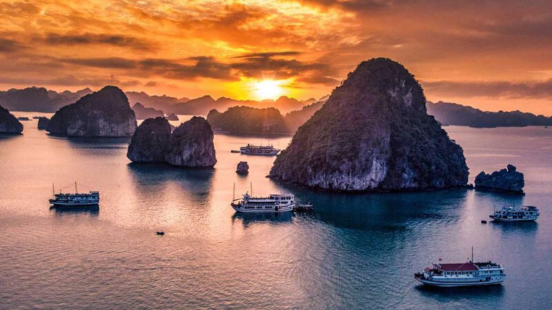 Croisière dans la baie d'Halong - voyage au Vietnam en décembre