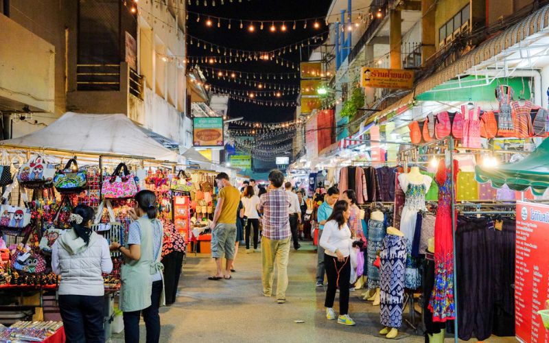 Chiang Rai Night Bazaar