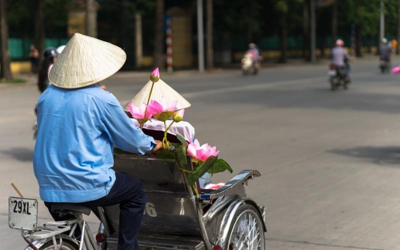 Cyclo à Hanoï, Non la