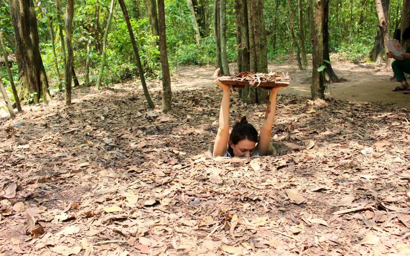 Découverte des tunnels de Cu Chi