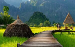Découverte des montagnes et sites historiques du Laos en 16 jours