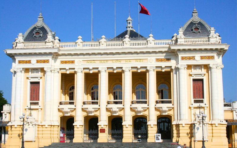 Façade de l'Opéra de Hanoï