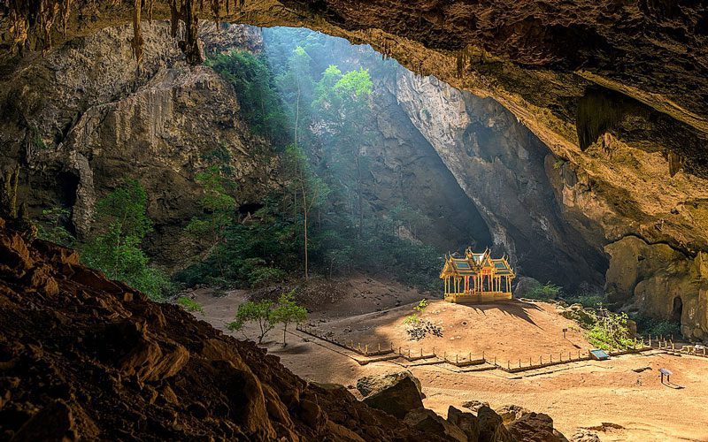 Grotte de Phraya Nakhon, Hua Hin