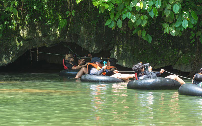 Grotte de Tham Nam