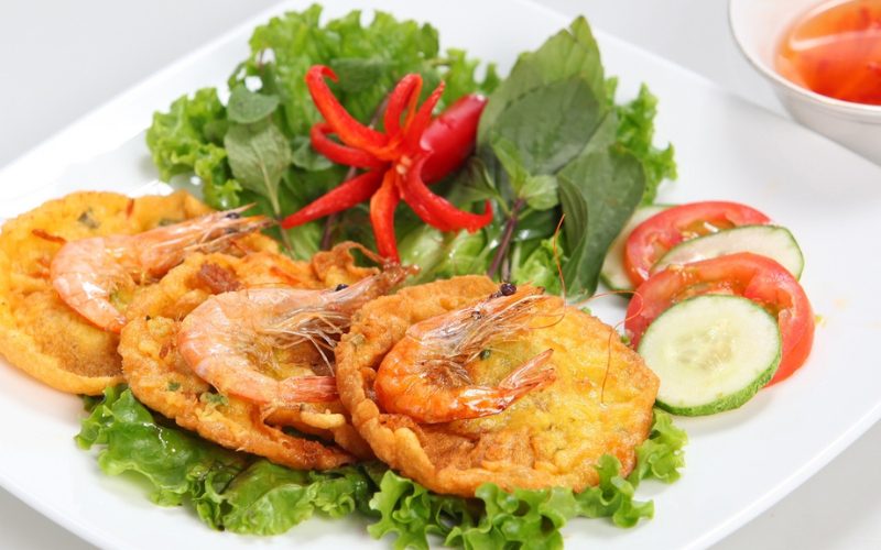 Gâteau aux crevettes frites
