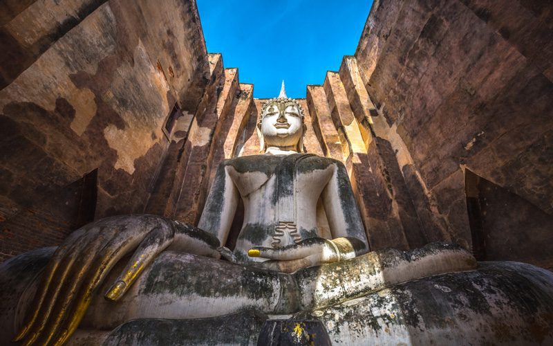 Image géante de Bouddha à Wat Si Chum