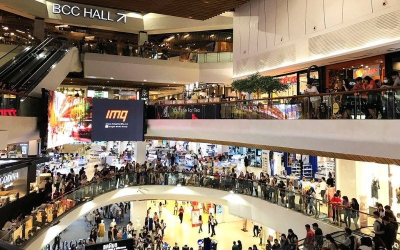 Les centres commerciaux de Bangkok sont bondés le week-end ou lors d'événements importants.