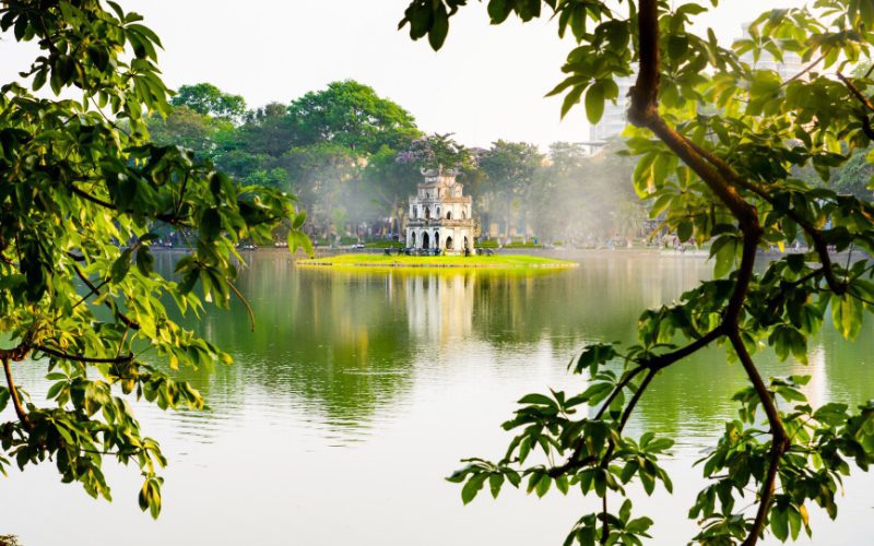 Lac Hoan Kiem : Beauté ancienne au cœur de Hanoï