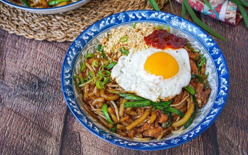 Lort Cha, un des plats cambodgiens à ne pas manquer