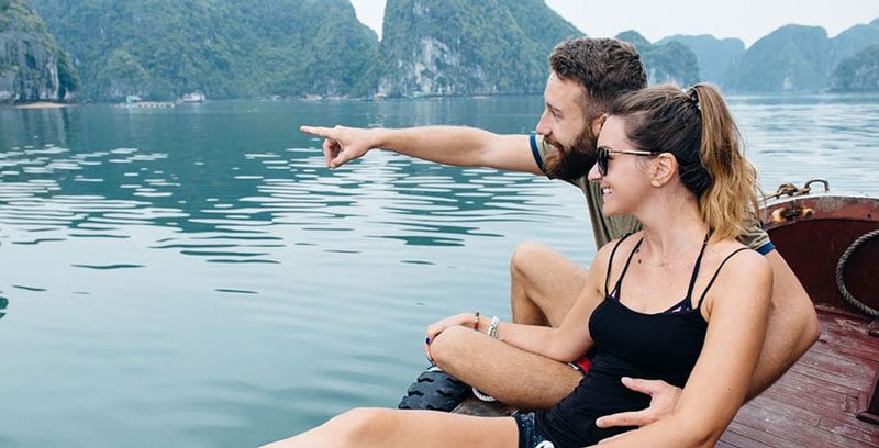 Lune de miel dans la baie d'Halong