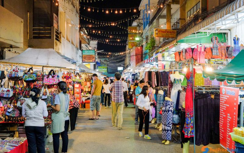 marché nocturne de Chiang Rai