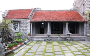 Maison centenaire en pierre