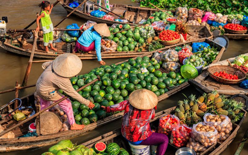 Marché flottant au Mékong