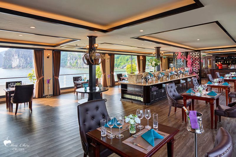 Mon Cheri Cruise - Restaurant