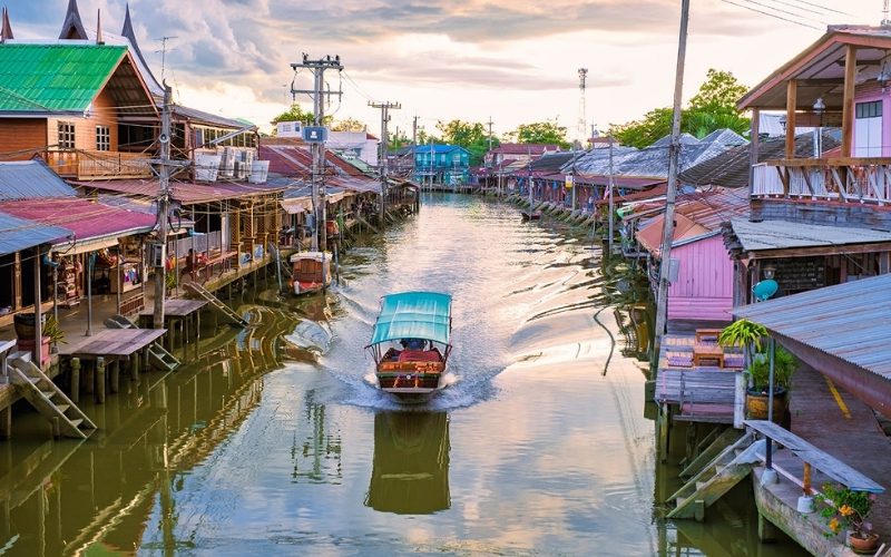 Marché flottant d'Amphawa