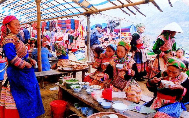 Marché de Ta Sin Thang
