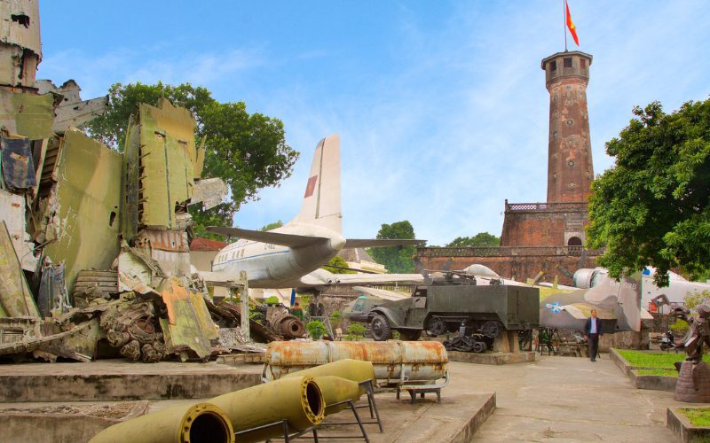 Musée de I'Histoire Militaire & Tour du Drapeau