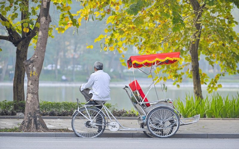 Prendre un cyclo pour balader aux Vieux Quartier à Hanoï Indochine en 15 jours