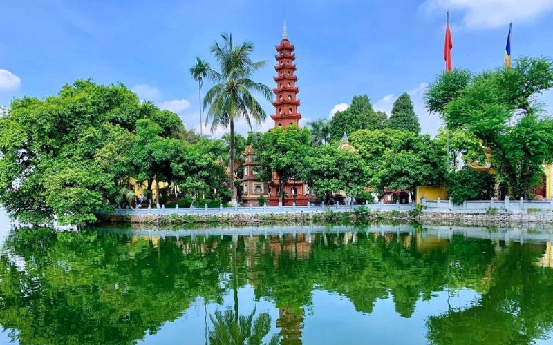 Pagode Tran Quoc à Hanoi Nord Vietnam 16 jours