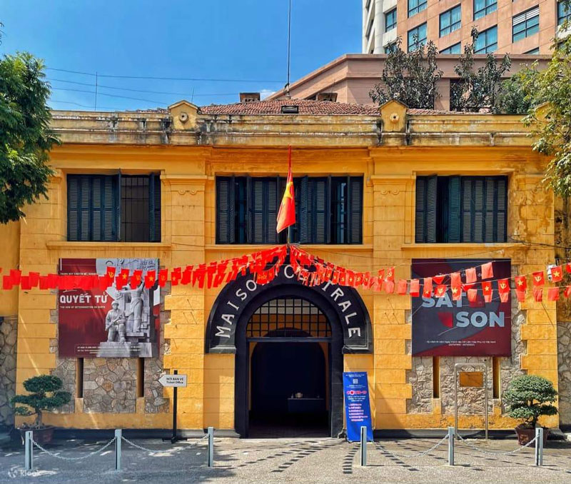 Prison Hoa Lo