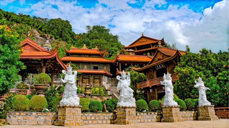 Pagode Phuoc Dien Tu