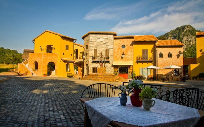 Primo Piazza - une attraction de style italien