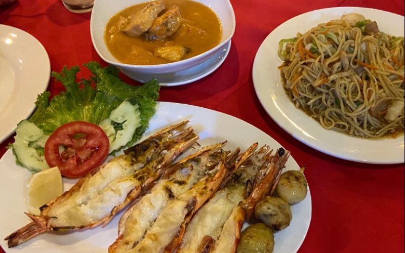 Plats à Golden Rose