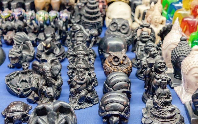 Respectez les règles des douanes thaïlandaises si vous souhaitez acheter des souvenirs