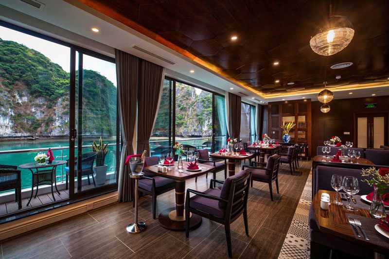 Restaurant à bord