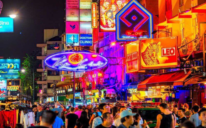 Rue Khaosan à Bangkok