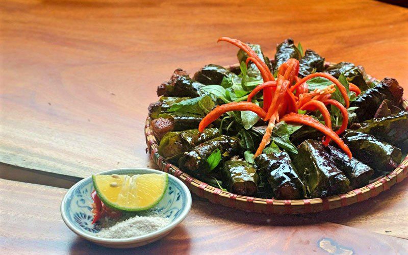 Rouleau de porc aux feuilles de pamplemousse