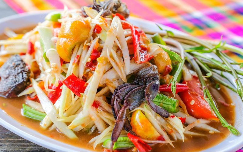 Salade de crabe et de papaye