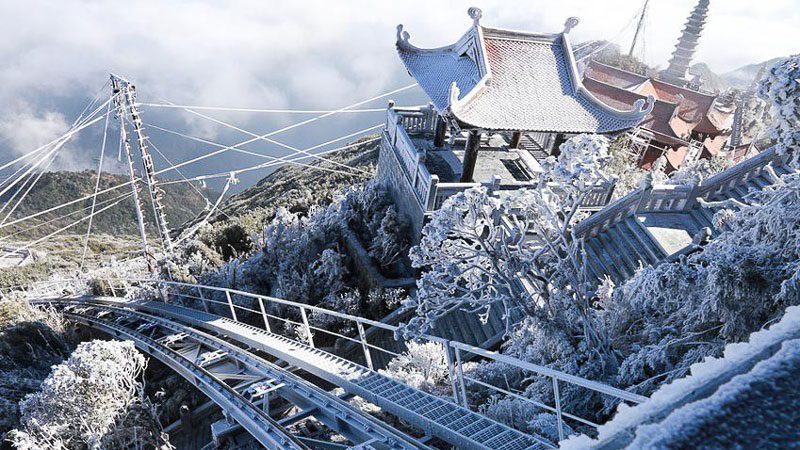 Si vous avez de la chance, vous verrez de la neige à Sapa en janvier.
