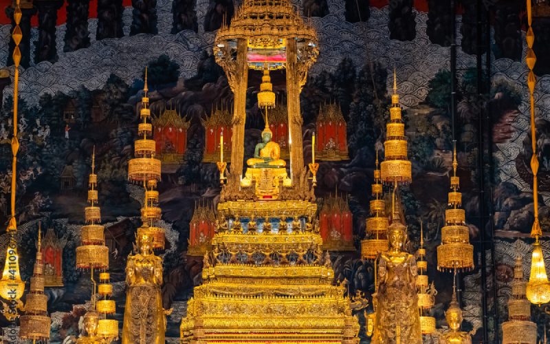 Statue de Bouddha d'émeraude dans le hall principal