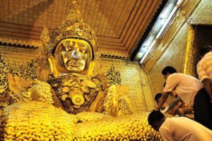 Statue de Bouddha Mahamuni