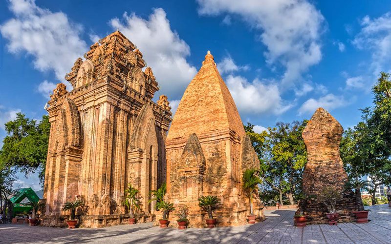 Tours de Po Nagar Cham