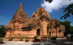 Tour Ponagar- Nha Trang