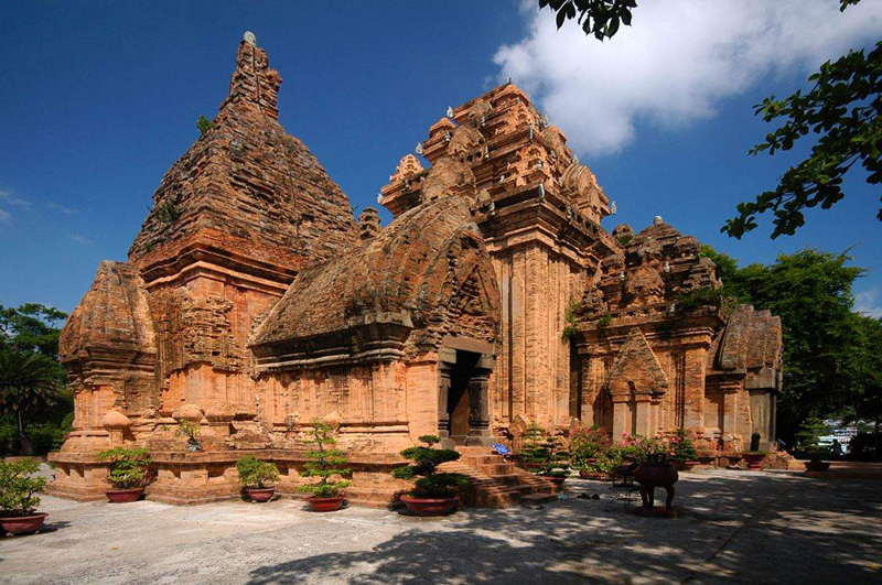 Tour Ponagar- Nha Trang