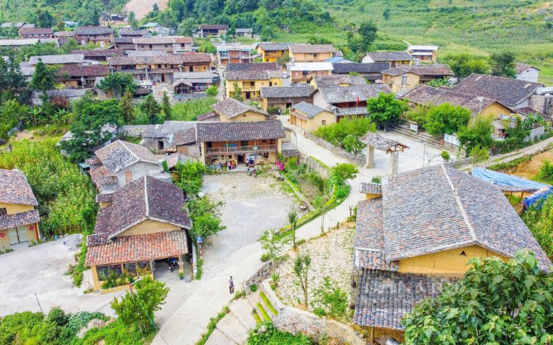 Village Lolo noirs
