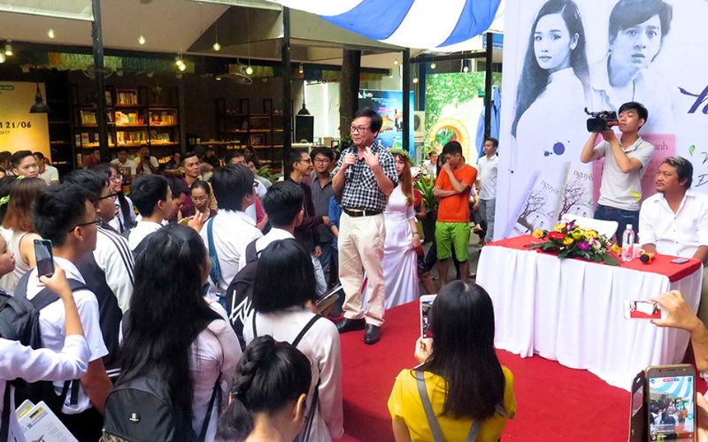 Vous avez également l'opportunité de rencontrer et de partager avec l'auteur des livres